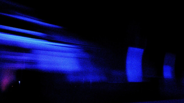 azul y negro granulado abstracto velocidad borroso fondo con textura de ruido para encabezado póster banner bac