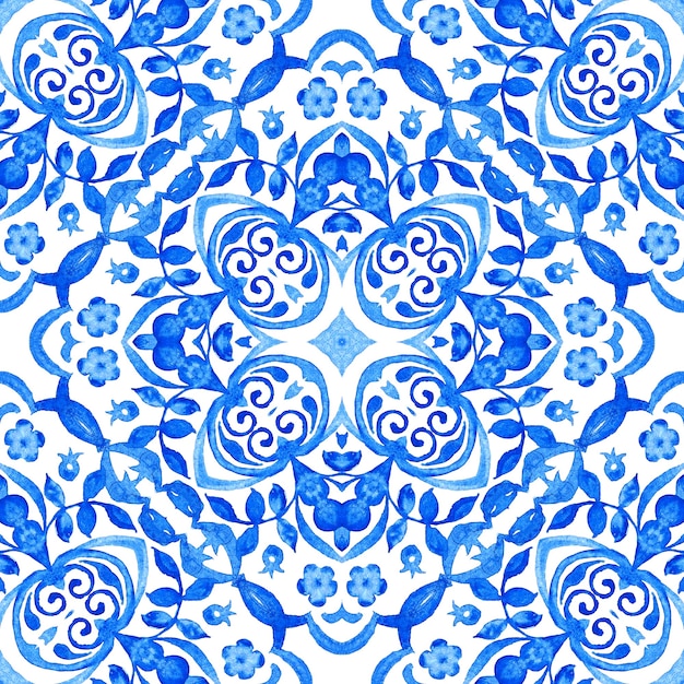 Foto azulejo dibujado a mano abstracto azul y blanco sin fisuras patrón de pintura de acuarela ornamental.