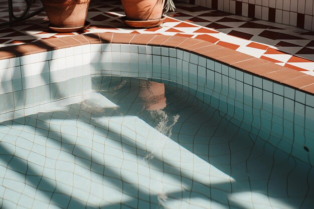 Los azulejos en una piscina