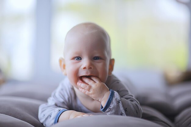 baby erste zähne porträt baby glück