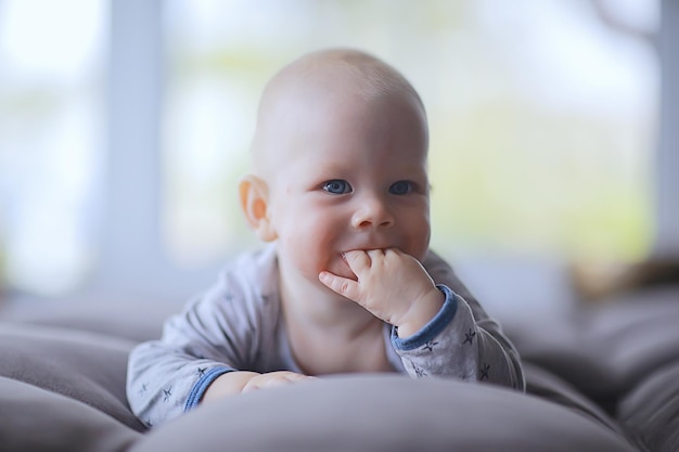 baby erste zähne porträt baby glück