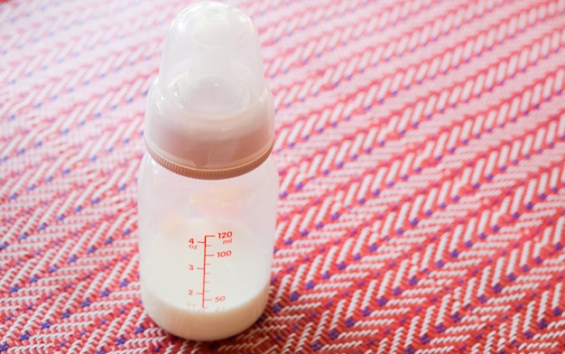 Babyflasche Milch