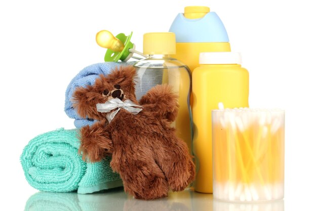 Babykosmetik getrennt auf Weiß