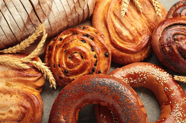 Bäckerei verschiedene Arten von Brot Brotrollen Bagel süßes Brot