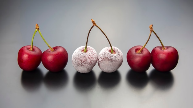 Baga de cereja congelada. frutas e vitaminas.