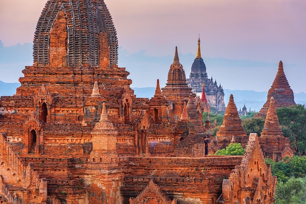 Foto bagan-myanmar-tempel in der archäologischen zone