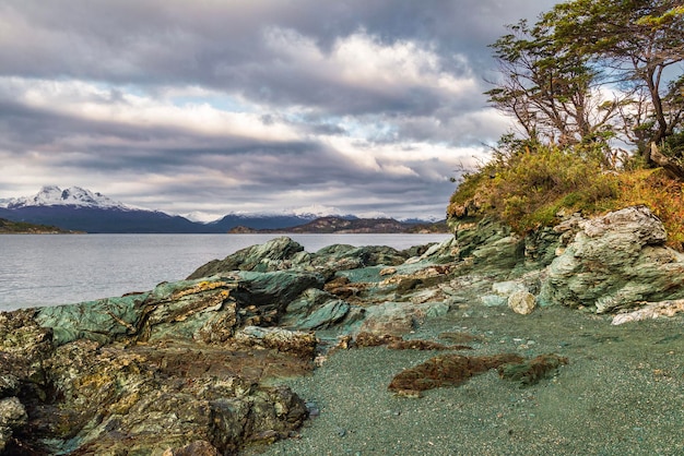 Bahia ensenada zaratiegui tierra del fuego parque nacional patagonia argentina