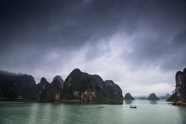 Bahía de Halong en Vietnam