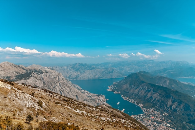 Bahía de Kotor desde las alturas.