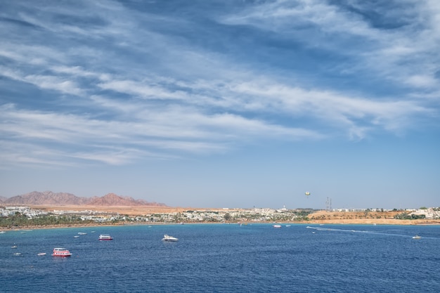 Foto baía de naama em sharm el sheikh, egito