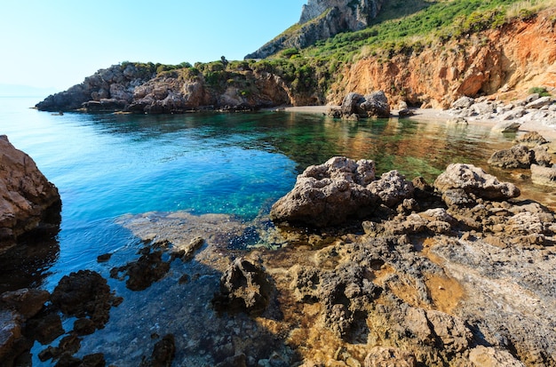 Baía do mar em Zingaro Park Sicília Itália