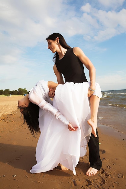 Bailando en la playa