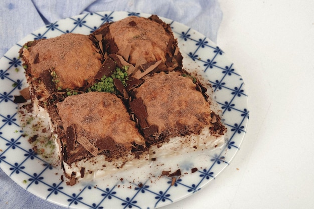 Baklava de sobremesa turca tradicional com nozes de caju baklava caseiro com nozes e mel