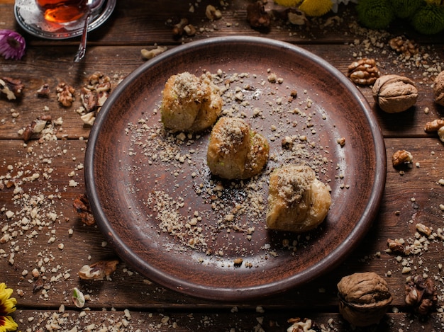 Baklava traditionelles orientalisches Dessert. Süßes türkisches Essen Hintergrundkonzept food