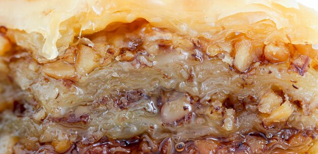 Baklava turca casera con nueces y jarabe imagen de un