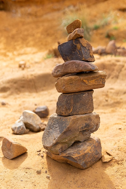 Foto balançamento de pedras