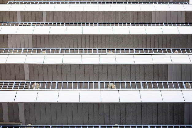 Balcones de un edificio de oficinas.