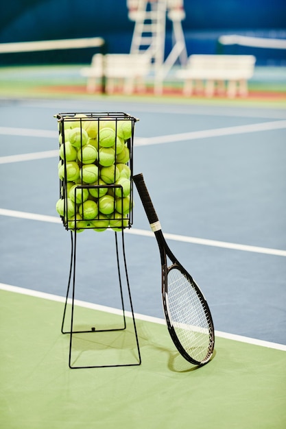 Ball Hopper am Tennisplatz