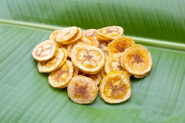 Banana recheada com lanche de frutas de tamarindo