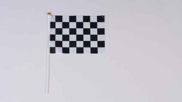 Bandeira a xadrez ou bandeira F1 sobre fundo branco