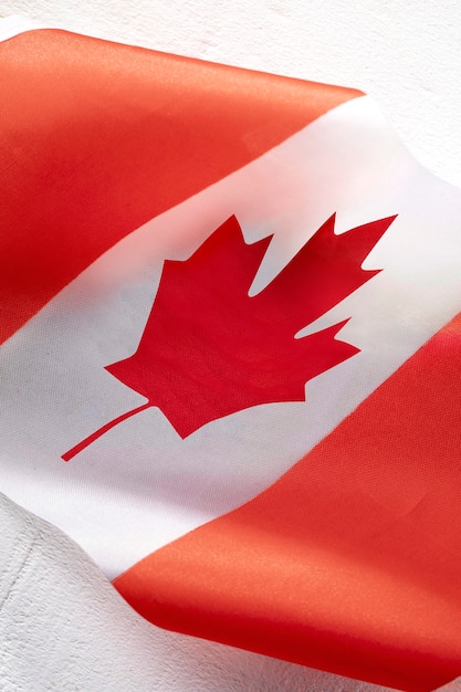 Foto bandeira canadense ao ar livre