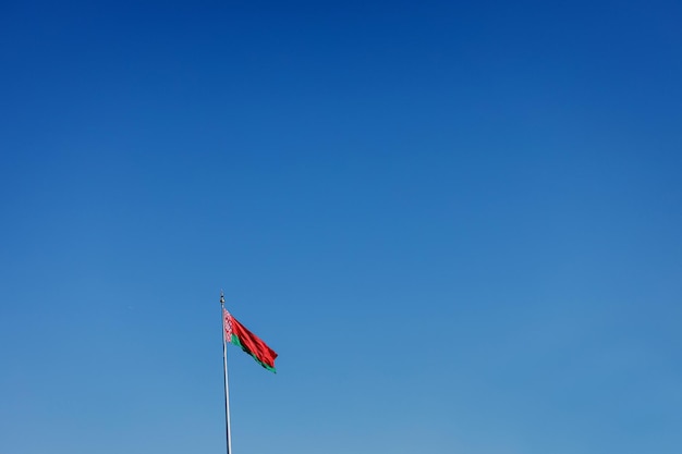 Foto bandeira da bielorrússia no mastro