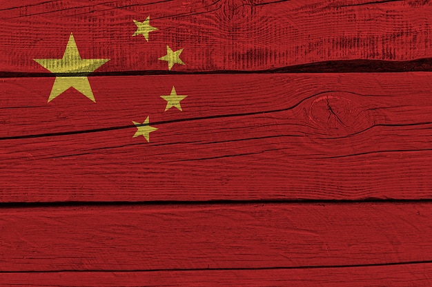 Bandeira da China pintada na prancha de madeira velha