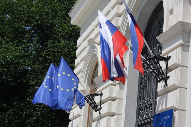 Bandeira da Eslovénia e da UE