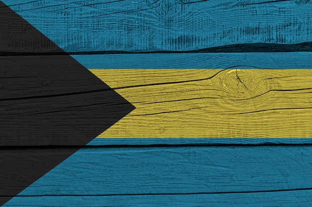 Bandeira das Bahamas pintada na prancha de madeira velha