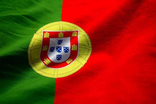 Foto bandeira de portugal soprando no vento