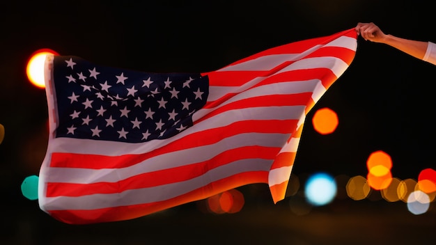 Bandeira dos EUA com composição de fogos de artifício