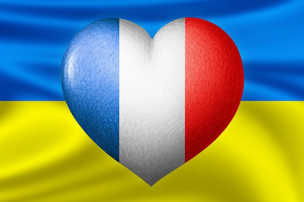 Bandeiras da Ucrânia e da França Cor do coração da bandeira no fundo da bandeira da Ucrânia