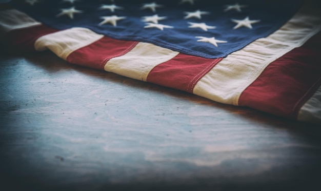 Bandera de EE. UU. Símbolo de signo de EE. UU. De América en vista de primer plano de madera