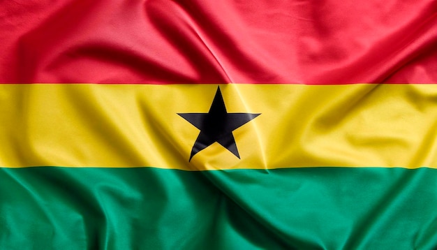 El de una bandera de Ghana con textura de satén visible