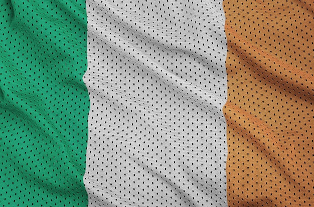 Bandera de Irlanda impresa en una tela de malla deportiva de nylon y poliéster