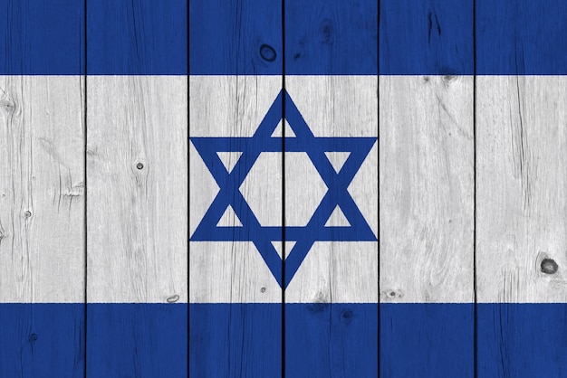 Bandera de Israel pintada en tablón de madera antiguo