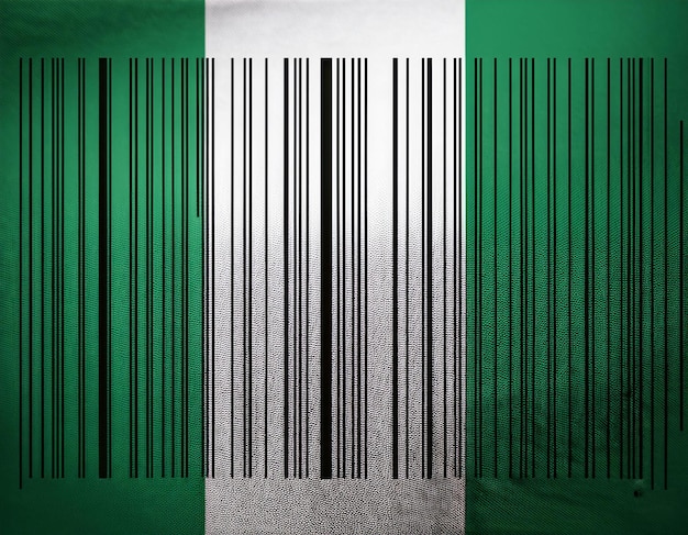 La bandera de Nigeria pintada en el código de barras surfa 30780