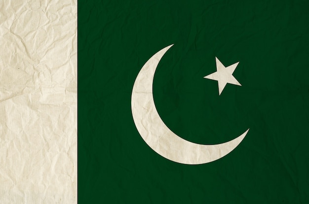 Bandera de Pakistán con textura de papel viejo vintage