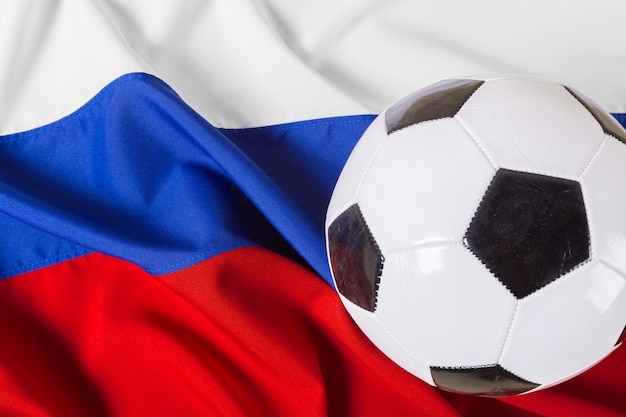 Bandera de Rusia con balón de fútbol