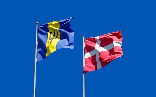 Banderas de Dinamarca y Barbados.