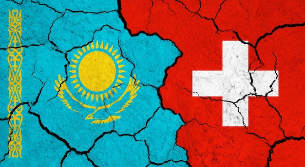 Banderas de Kazajstán y Suiza en el concepto de relación política de superficie agrietada