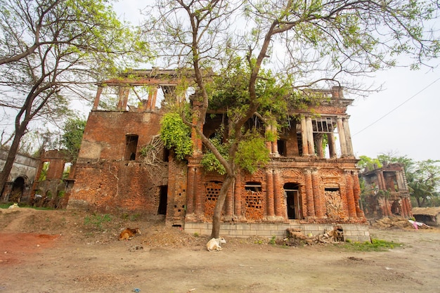 Bangladesh el 6 de marzo de 2019 Nakipur Zamindar BariHouseat Nakipur Village en Shyamnagar upazila Satkhira Bangladesh