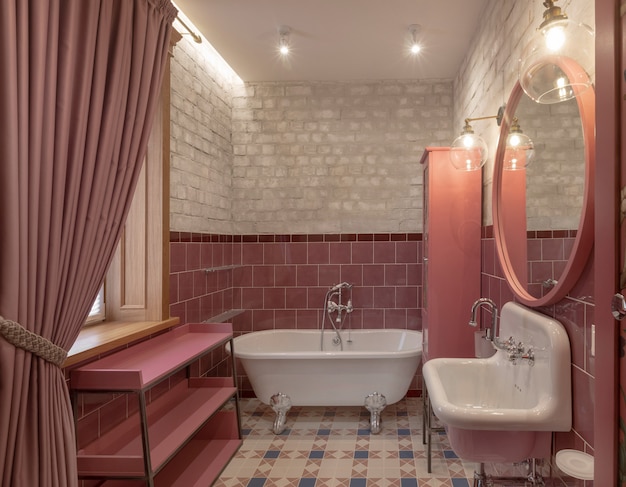 Banheiro elegante com design moderno na cor rosa