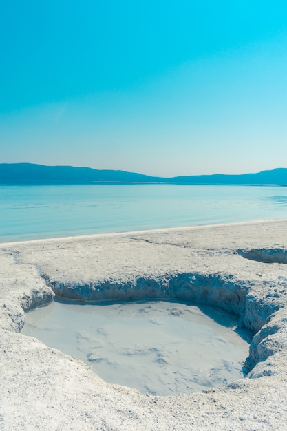 Banho de lama no lago salda na turquia