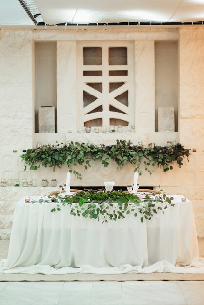 Bankettsaal für Hochzeiten, Bankettsaaldekoration, stimmungsvolle Dekoration