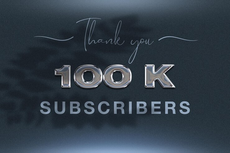 Foto banner de saludo de celebración de 100 k suscriptores con diseño cromado