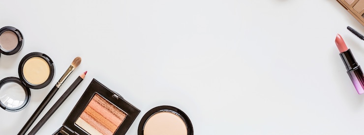 Foto banner web con cosméticos