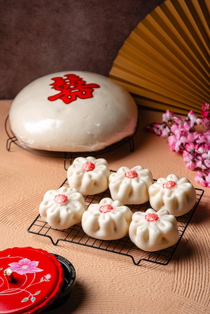 Baozi ou Chinese Steamed Buns é um tipo de pão recheado com fermento em várias cozinhas chinesas