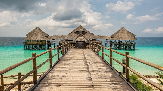 Bar e café na água em Zanzibar Tanzânia