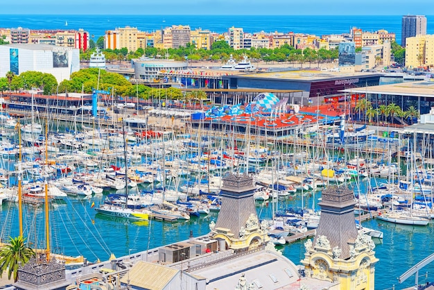 Barcelona capital de la autonomía de Cataluña Yacht parking i